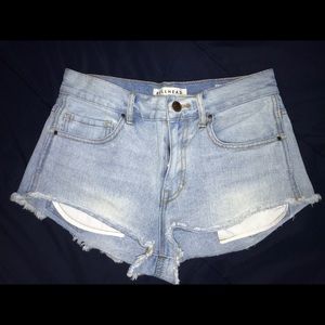 Bullhead Demin High Rise Jean Shorts